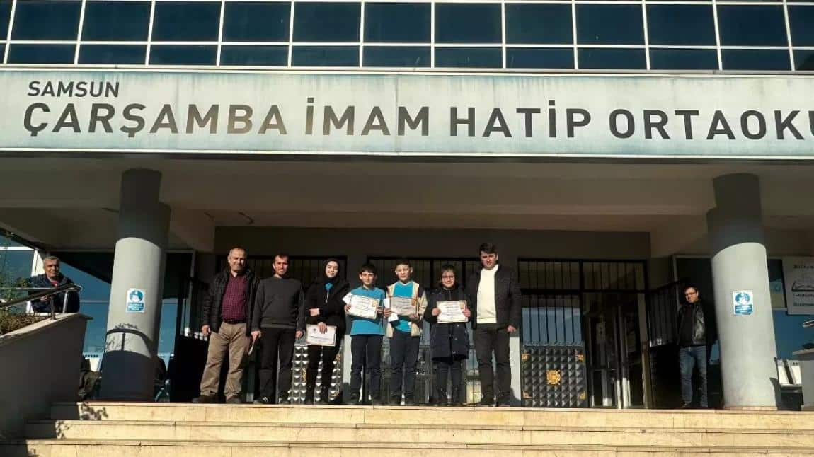 Türkiye Geneli Deneme Sınavında Dereceye Giren Öğrencilerimiz Ödüllendirildi